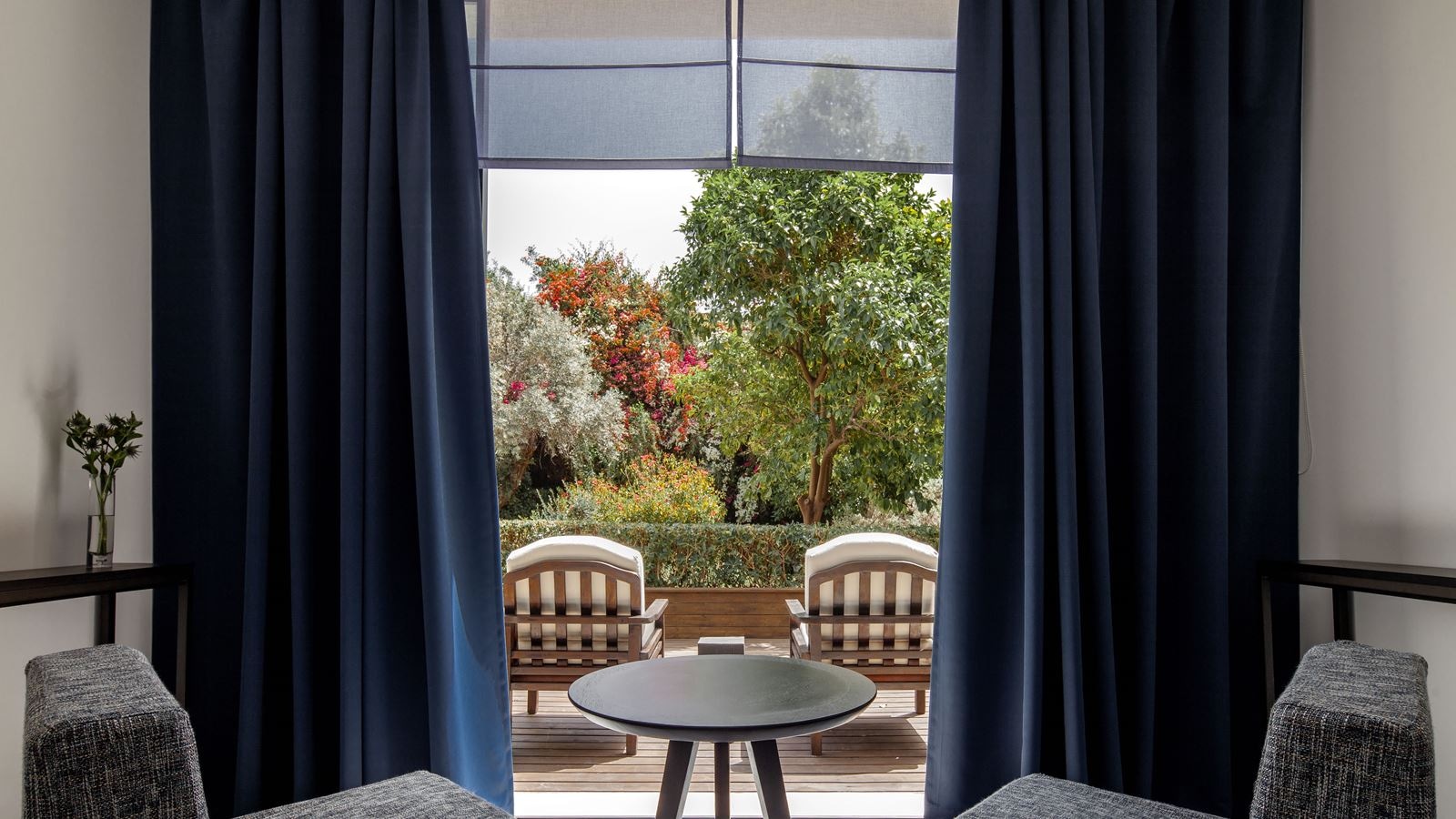 rooms-twin-standard-room-gardenview-terrace