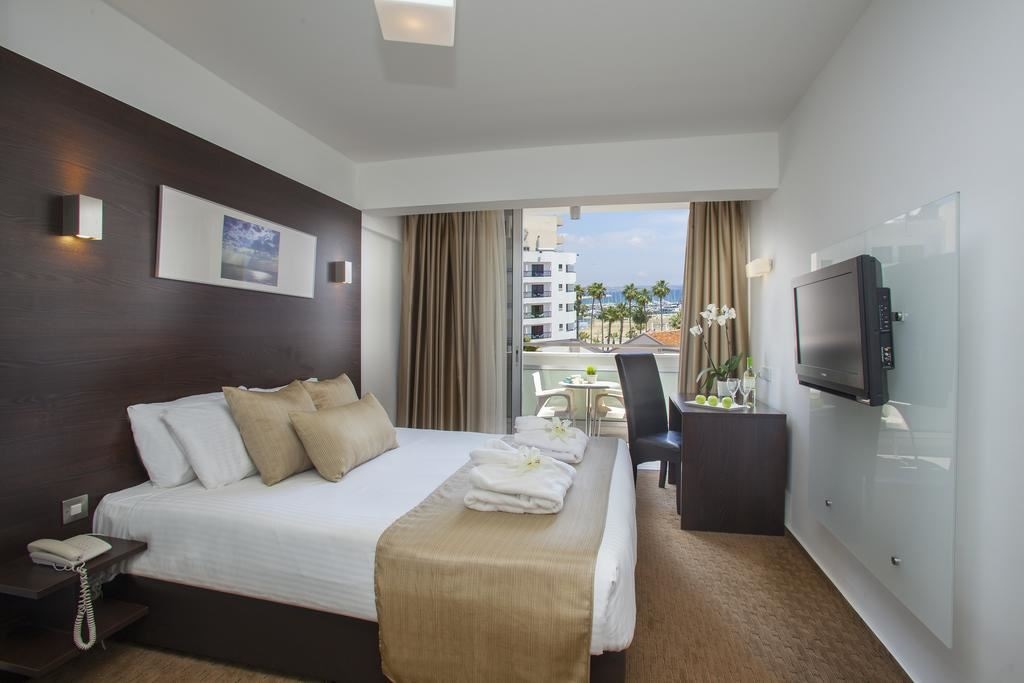 rooms-twin-superior-room