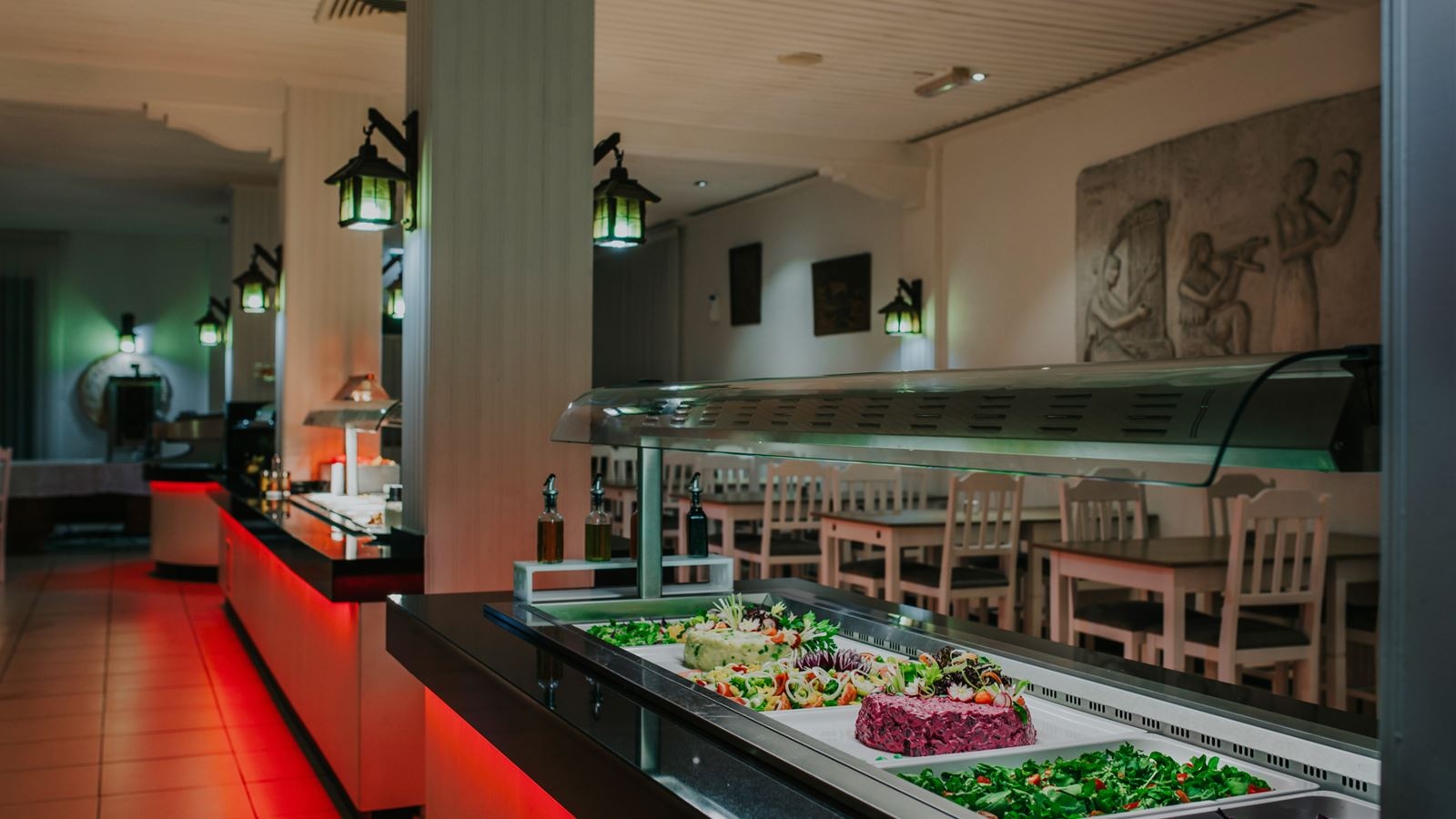 restaurants-restaurants