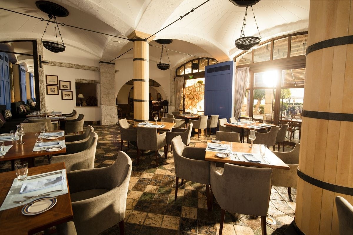 restaurants-apollo-tavern