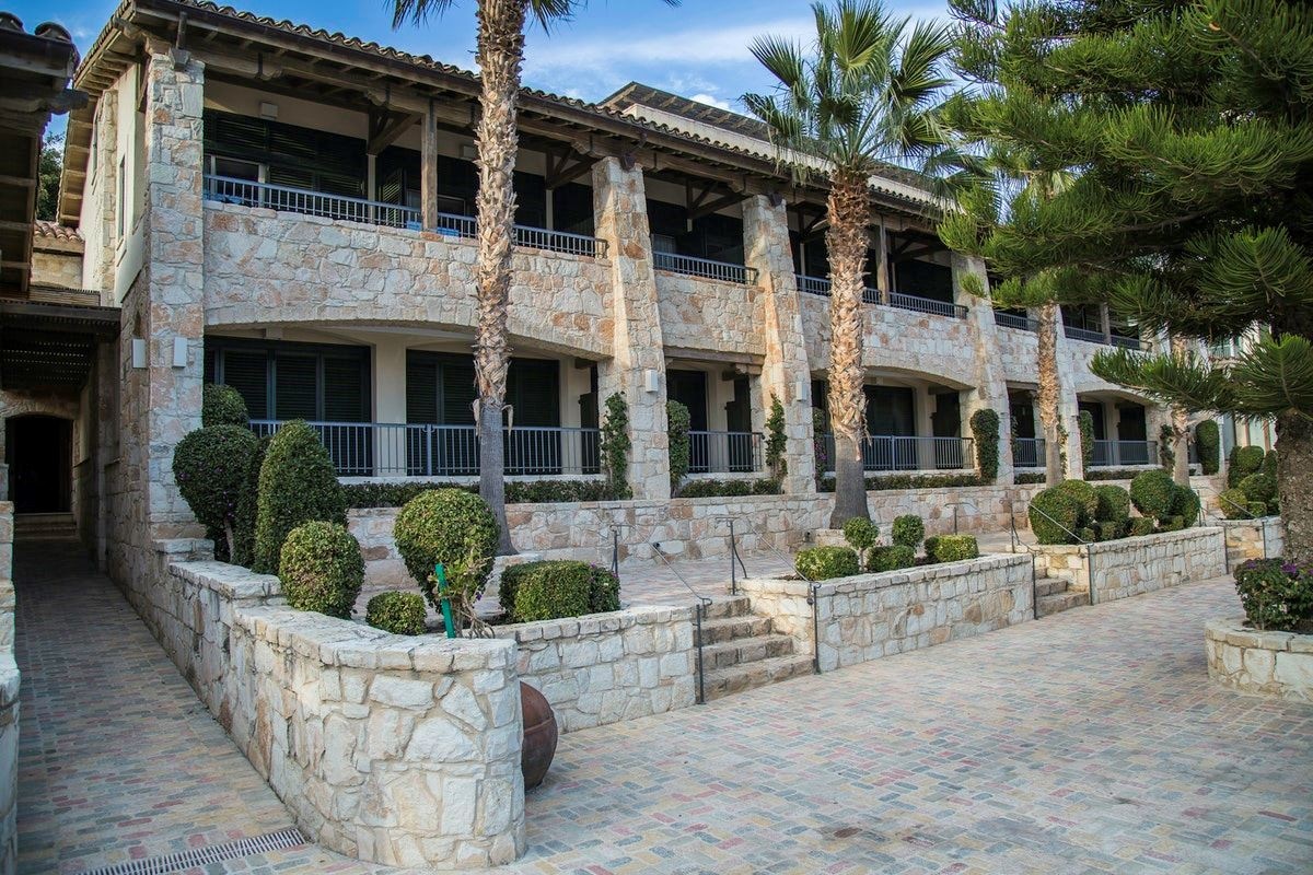 general-main-building