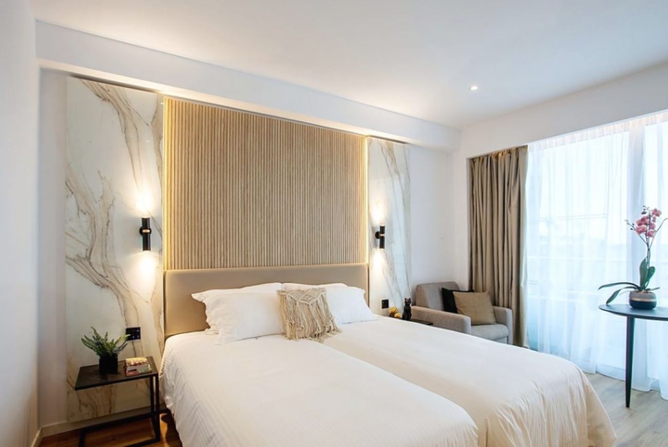 rooms-superior-room-inland-view-balcony