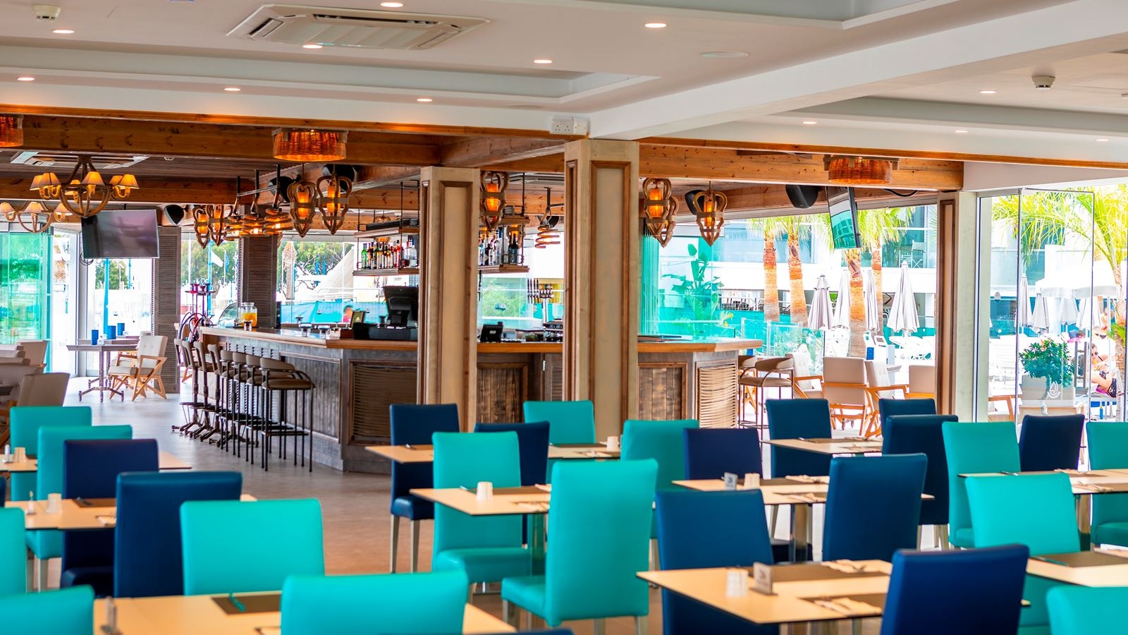 restaurants-restaurants