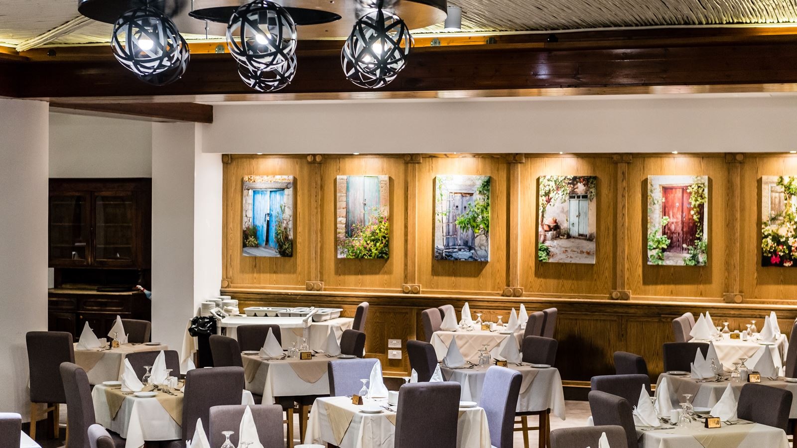 restaurants-restaurants