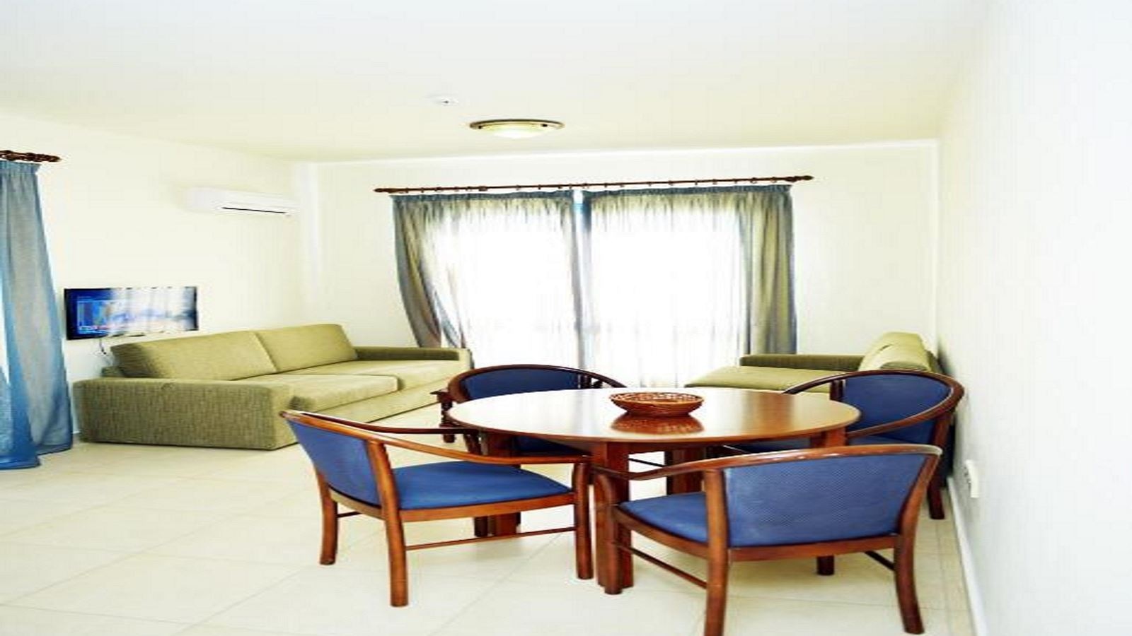 rooms-double-superior-room-inland-view-balcony-or-terrace