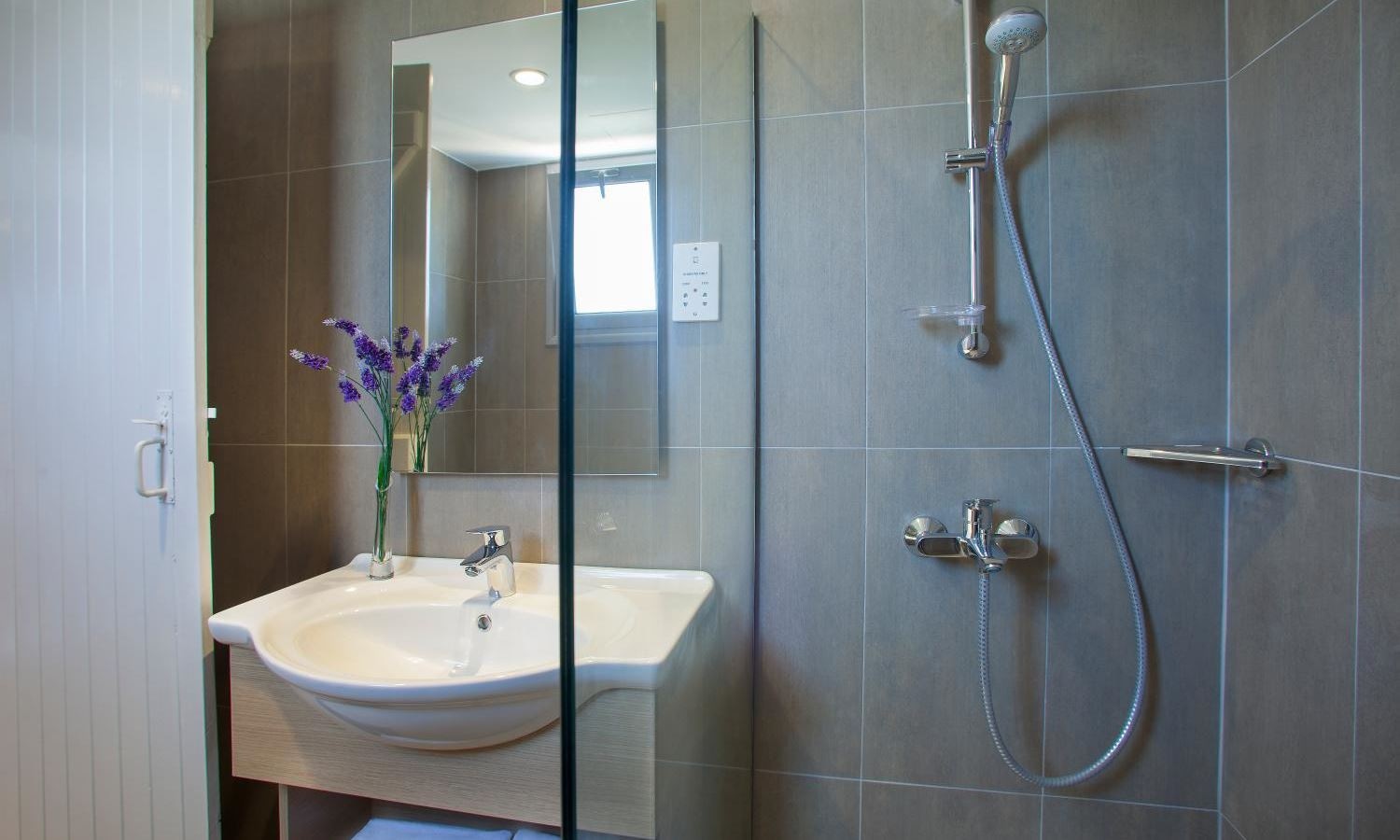 rooms-superior-studio-balcony-or-terrace