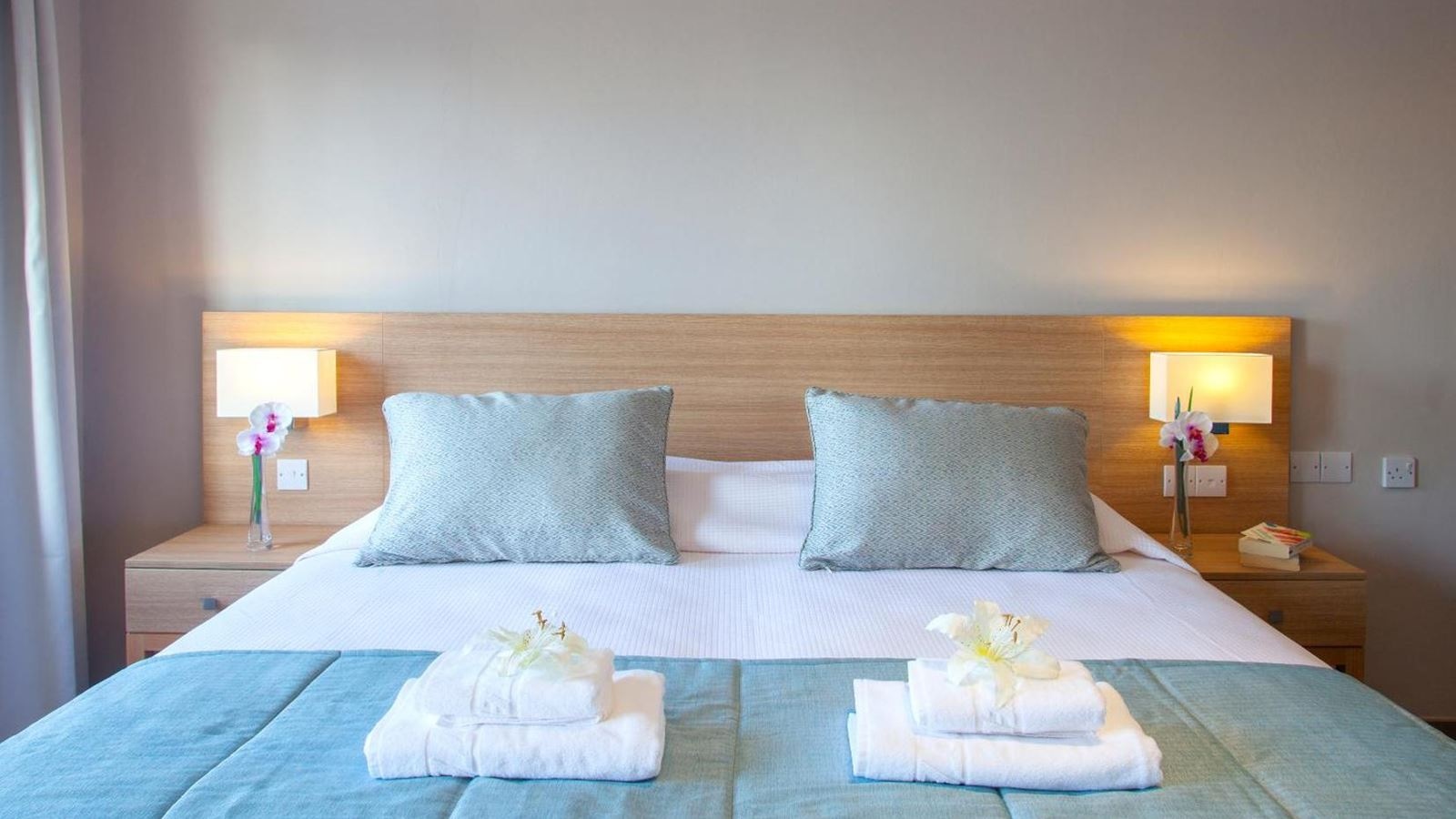 rooms-1-bedroom-suite-privatepoolterrace