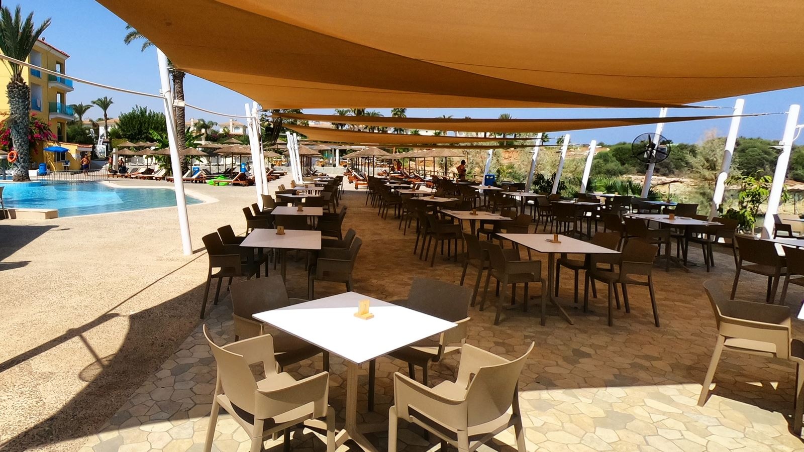 restaurants-sea-view-restaurant