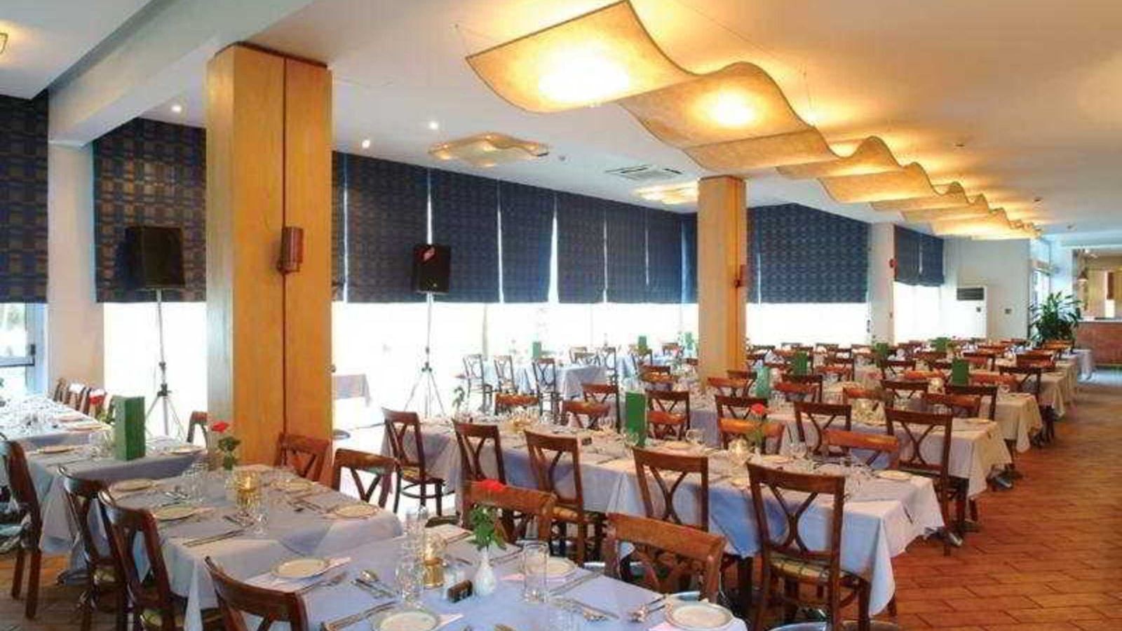 restaurants-restaurants