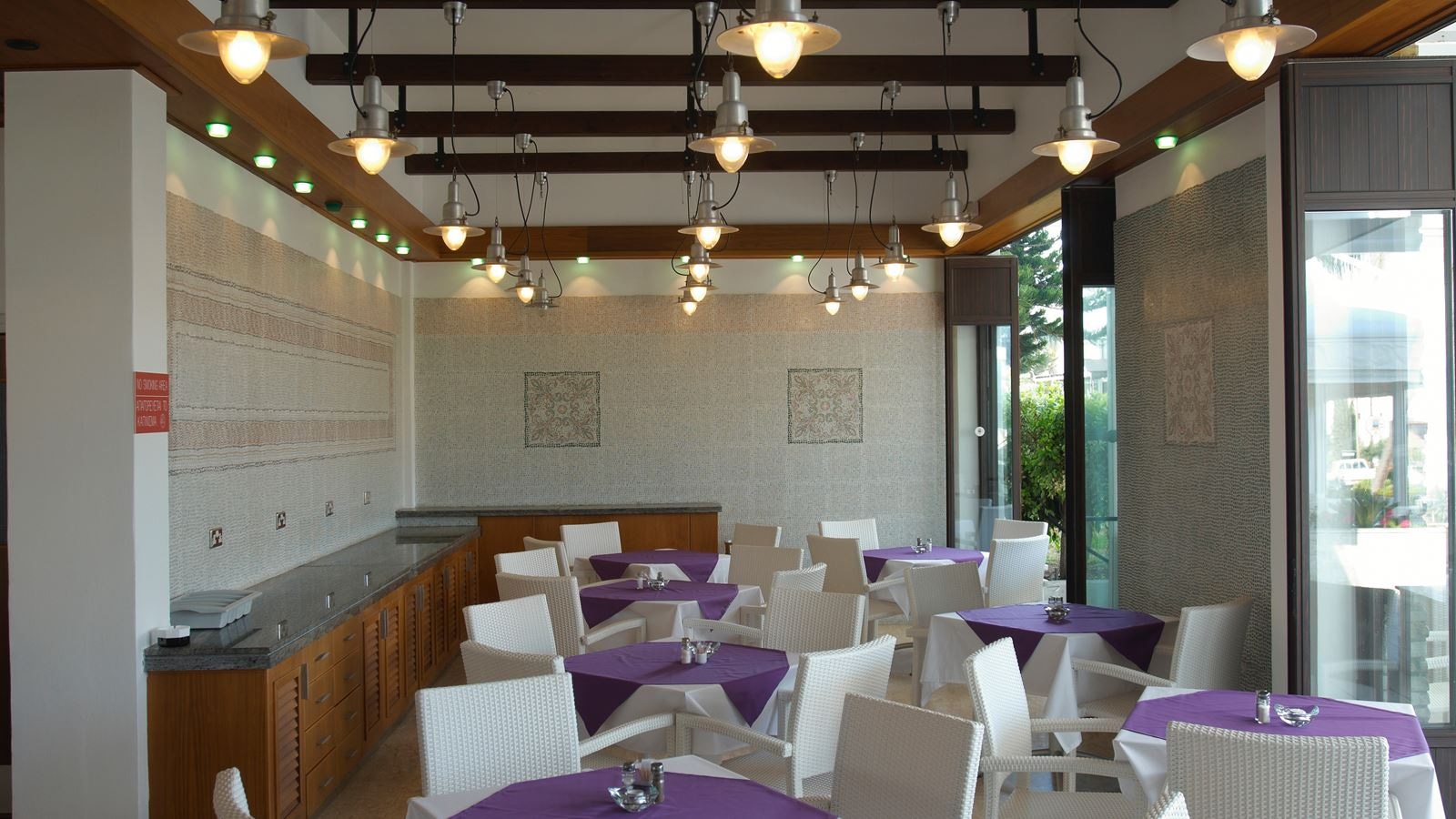 restaurants-restaurants