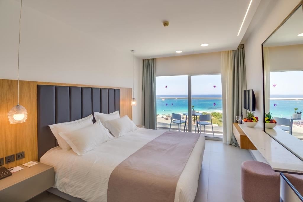 rooms-standard-room-seaview