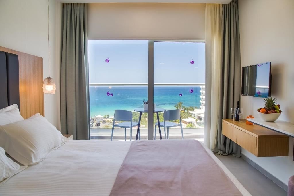 rooms-standard-room-seaview