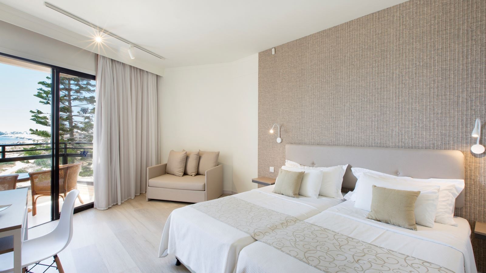 rooms-standard-double-room-inland