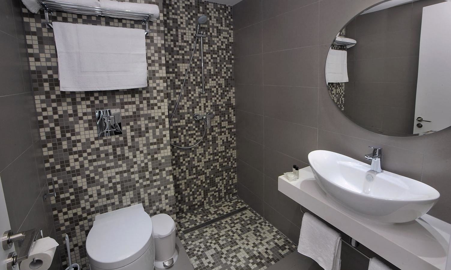 rooms-room-superior-seaview