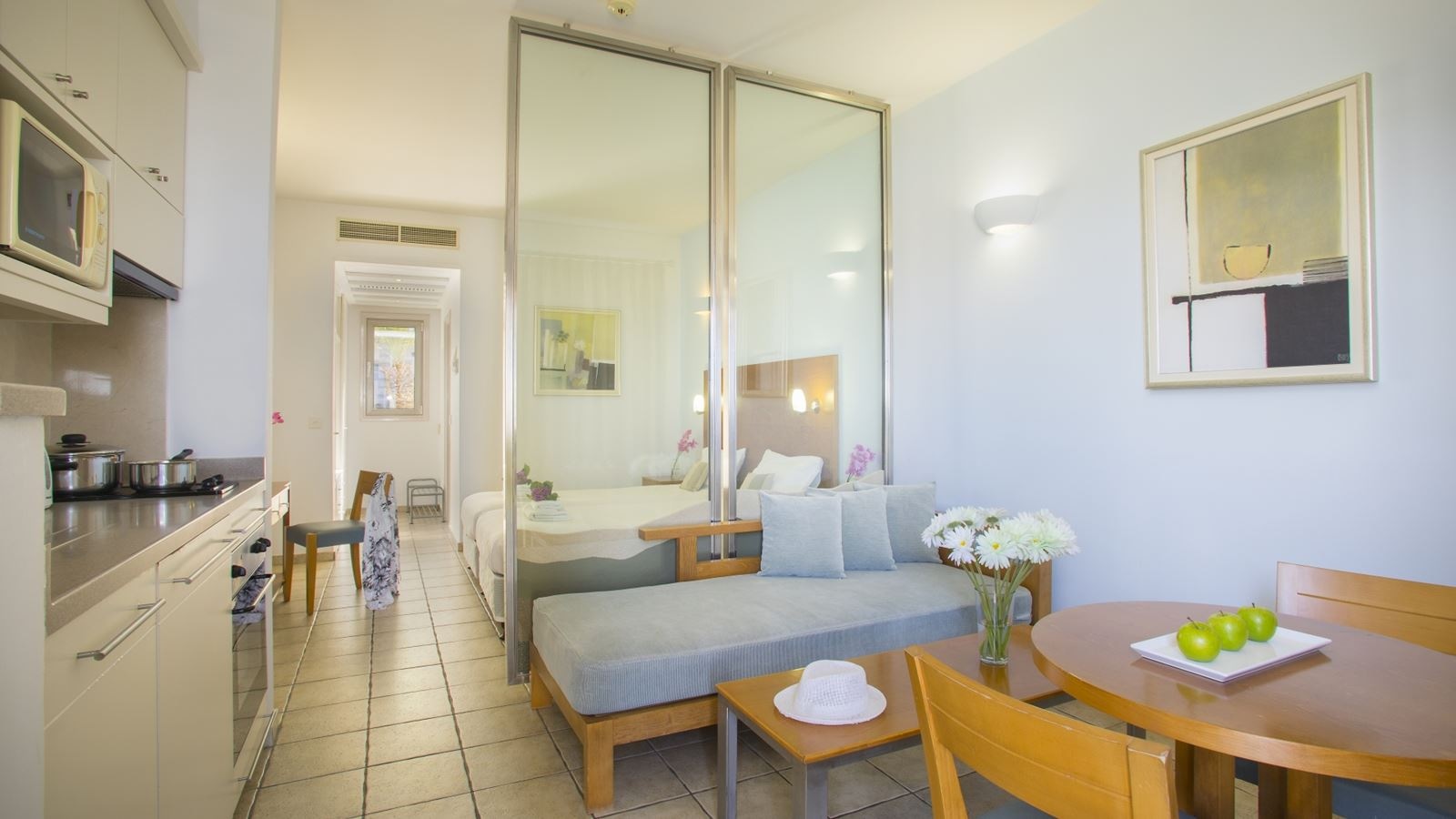 rooms-standard-studio-balcony-or-terrace