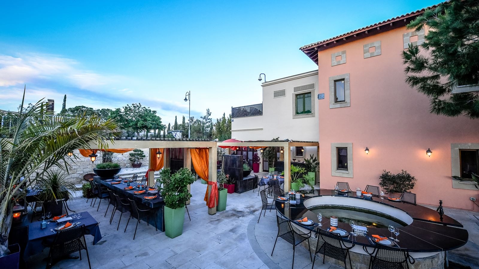 restaurants-restaurants