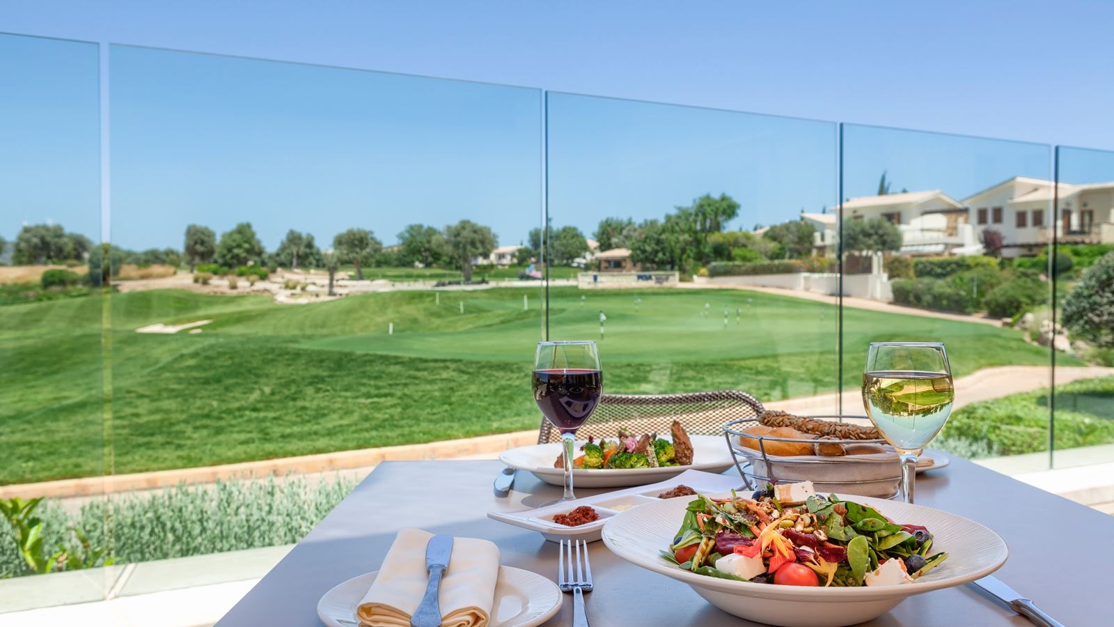 restaurants-restaurants