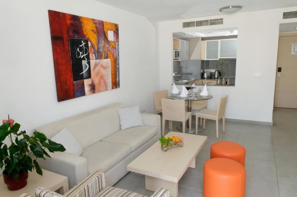 rooms-superior-suite-seaview