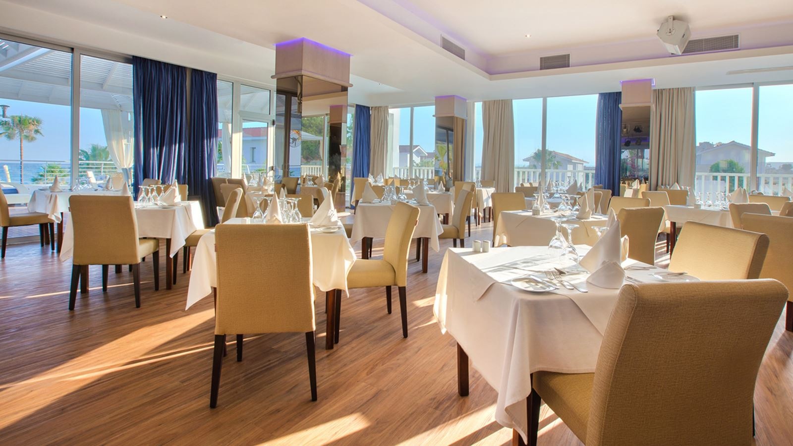 restaurants-restaurants