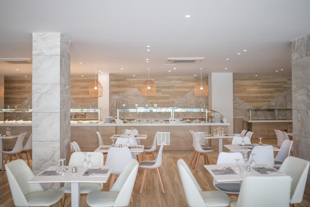 restaurants-mirror-rest