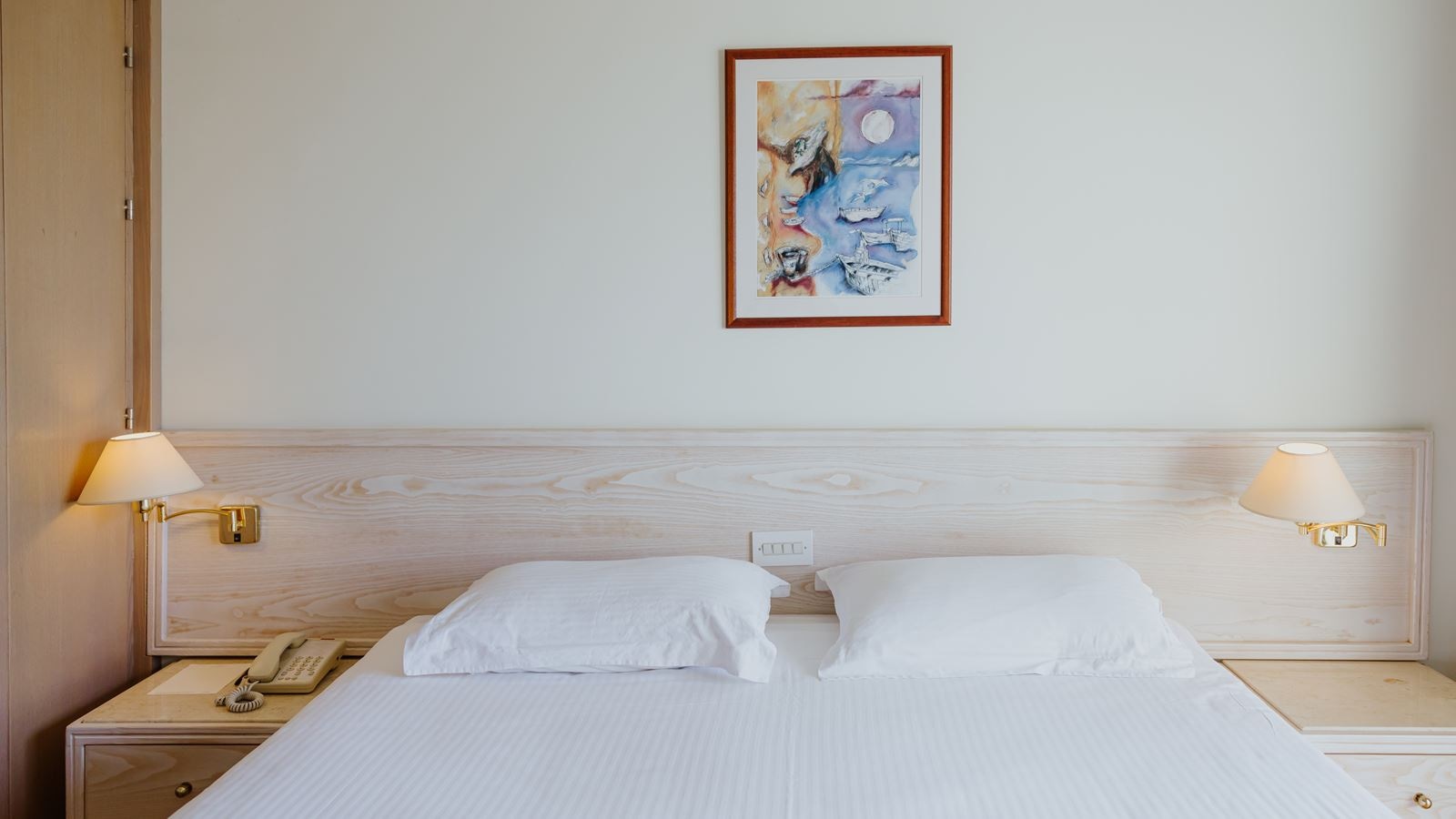 rooms-annex-superior-family-room--inland-view-balcony-