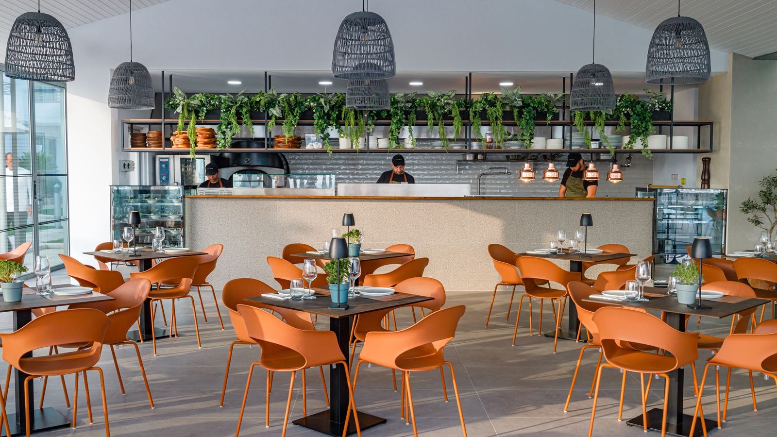 restaurants-restaurants