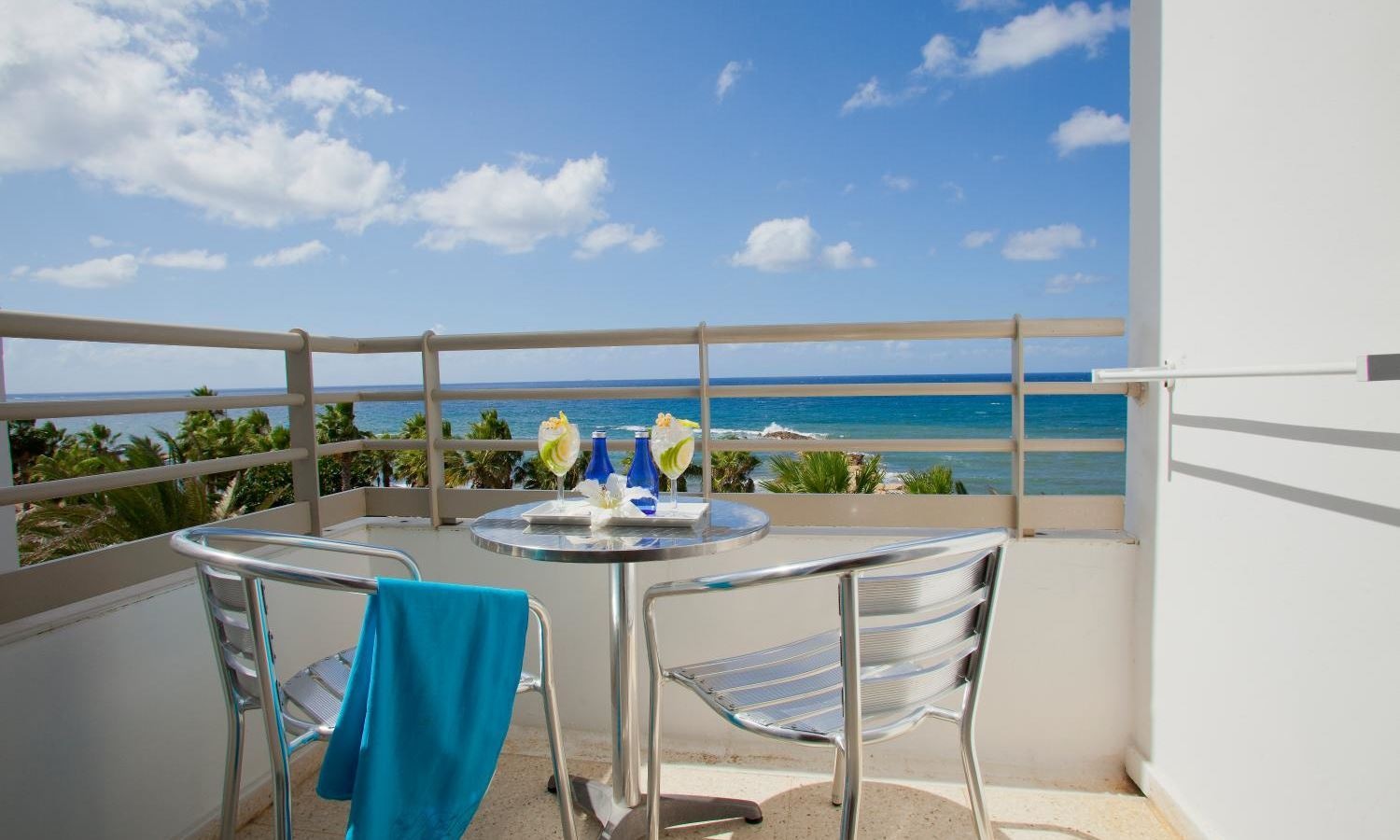 rooms-standard-room-seaview