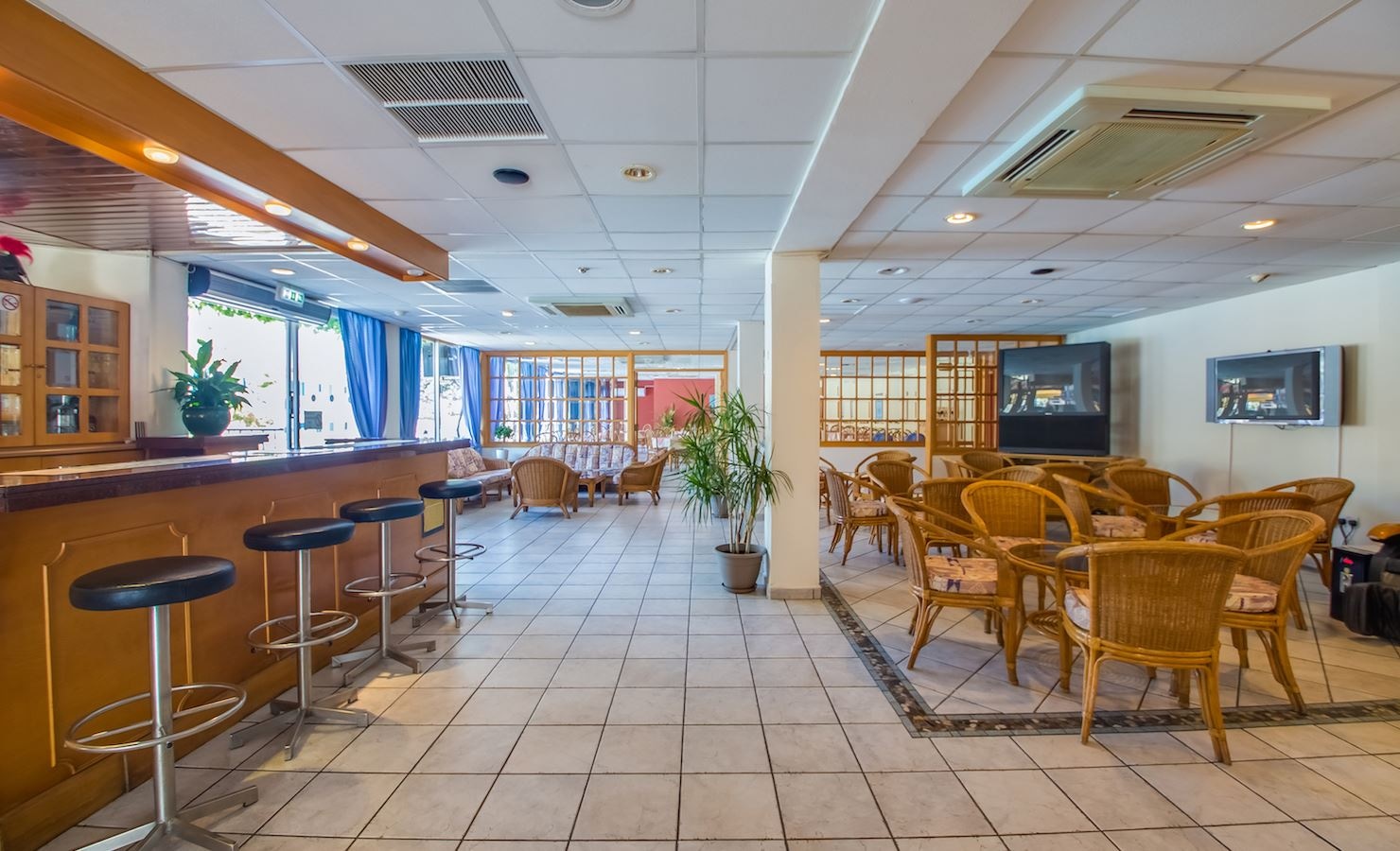 general-main-building