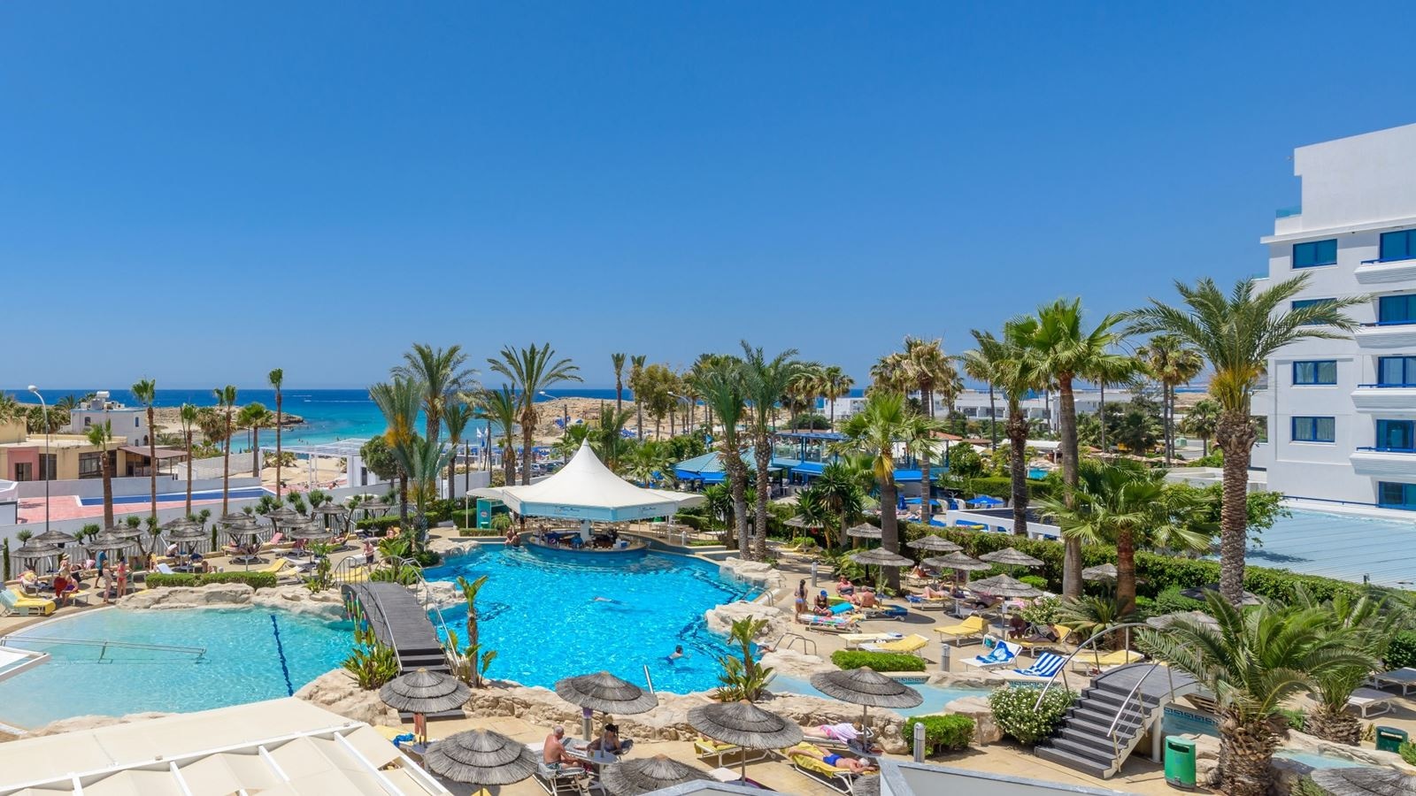 pools-outdoor--indoor-pool