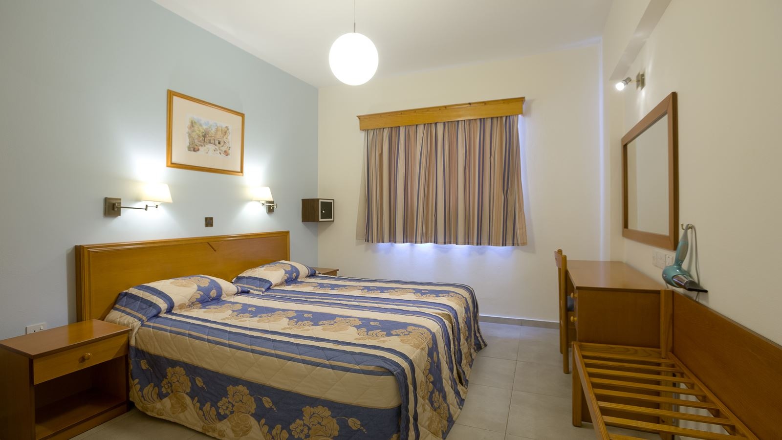 rooms-1-bedroom-standard-apartment-balcony-or-terrace