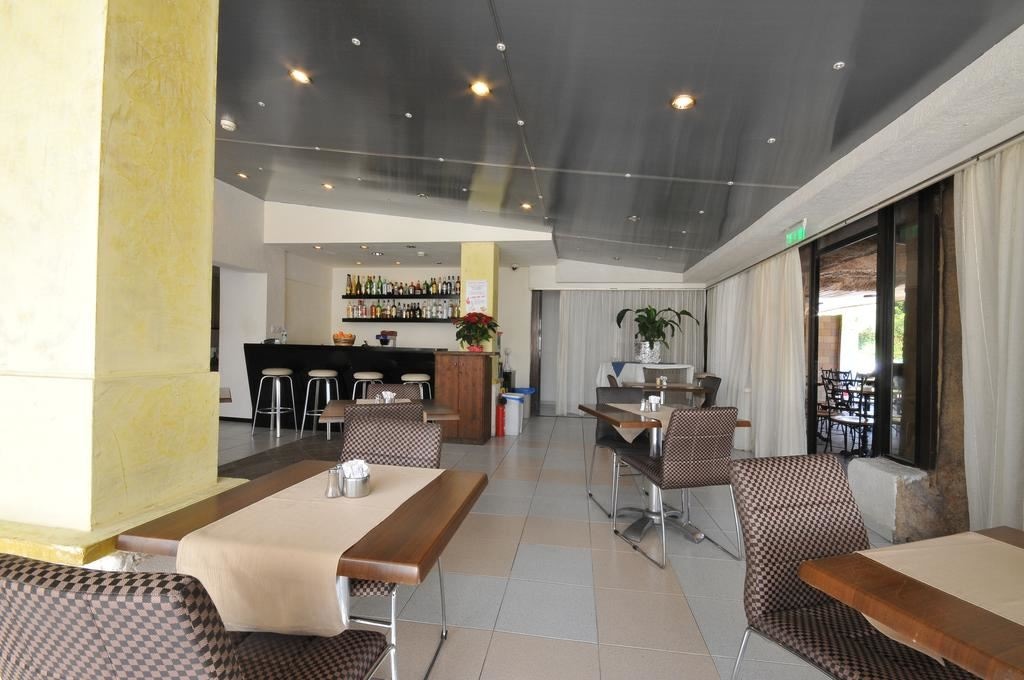 restaurants-breakfast