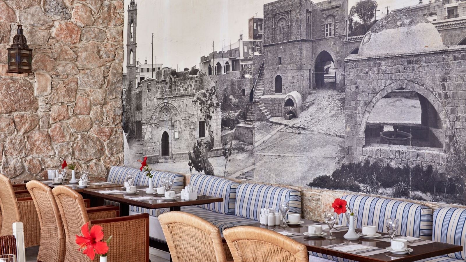 restaurants-aurora-café-restaurant