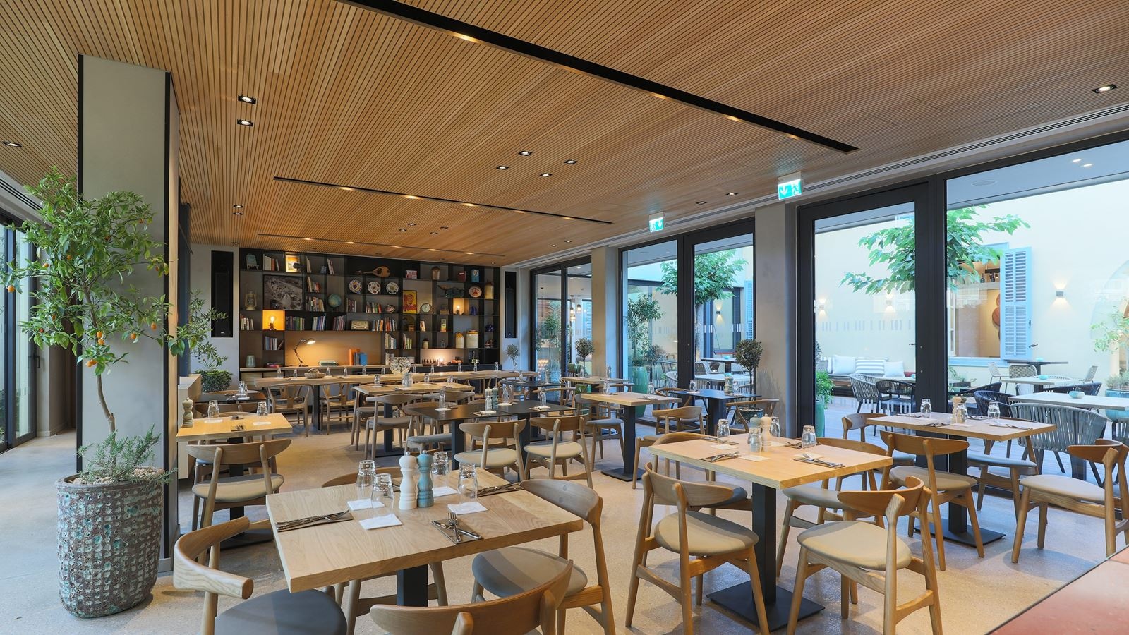 restaurants-restaurants