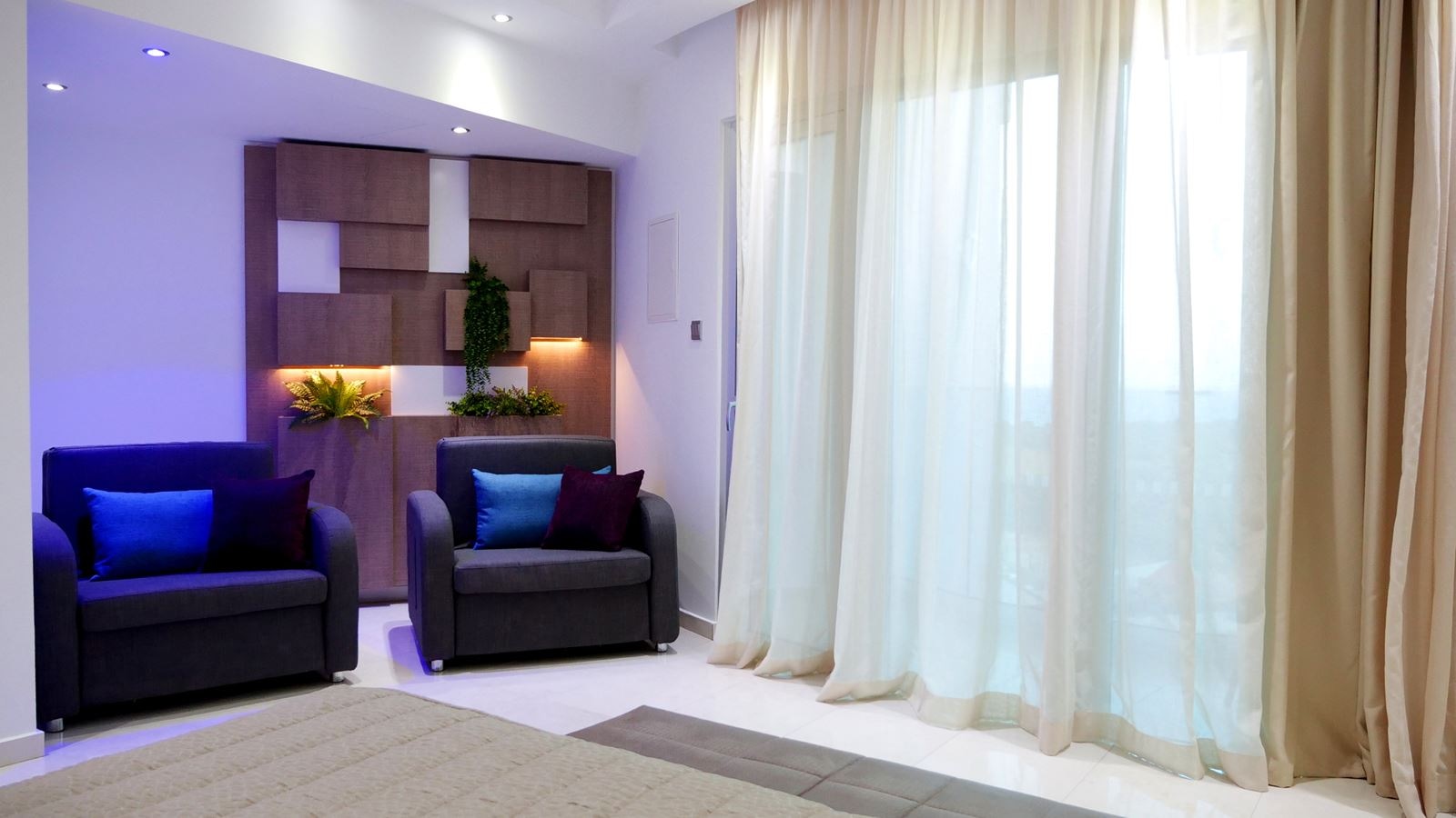 rooms-singleuse-superior-room-seaview-balcony