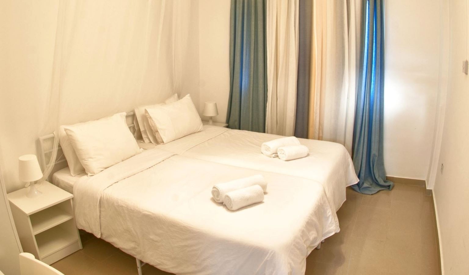 rooms-3-bedroom-standard-apartment-terrace