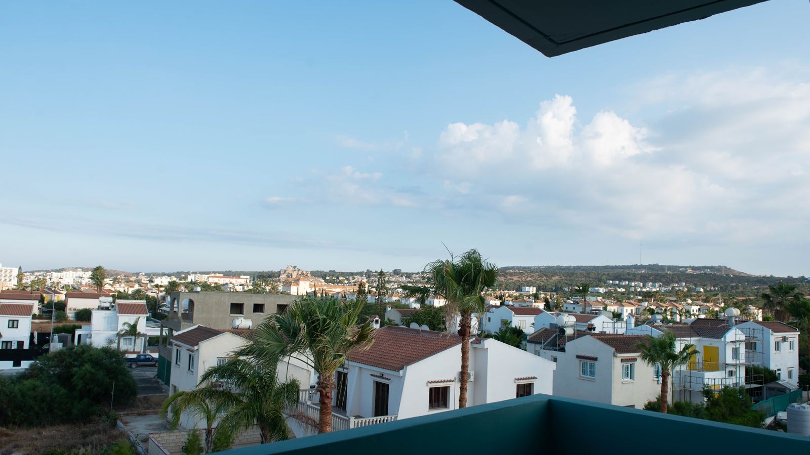 rooms-standard-studio-balcony