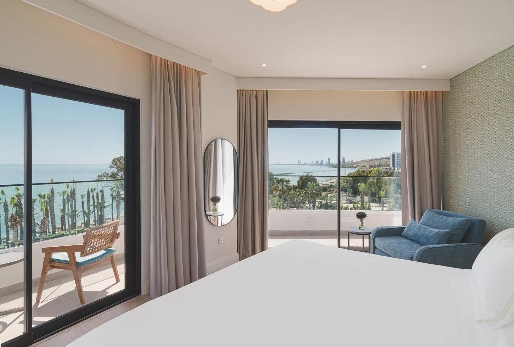 rooms-superior-room-sea-view