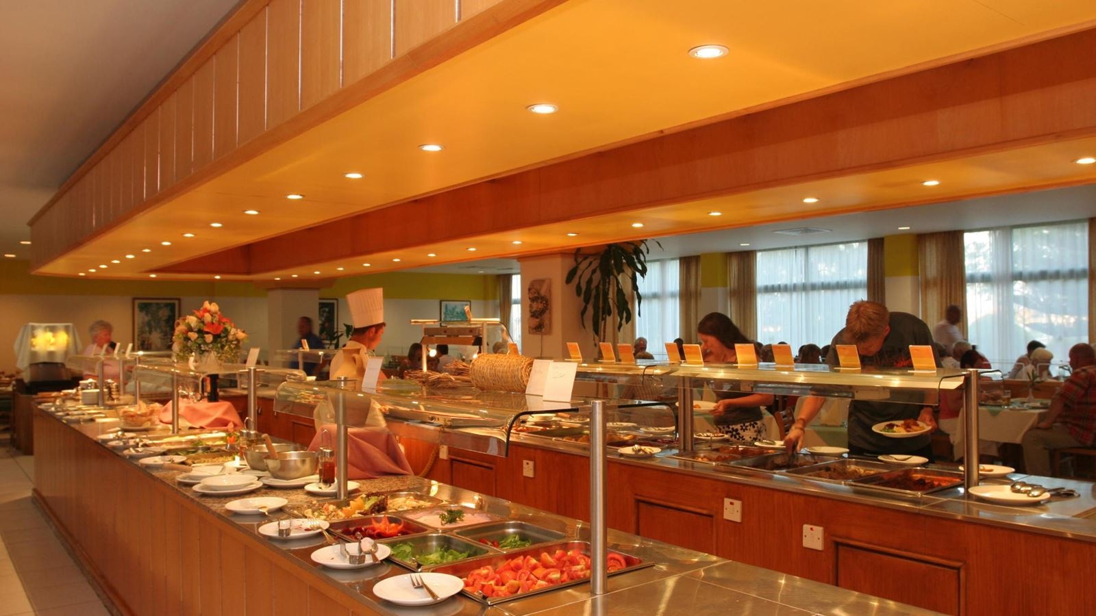 restaurants-main-building