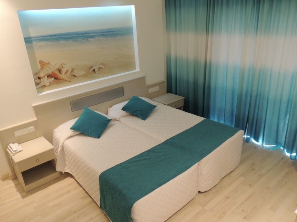 rooms-twin-inland-view