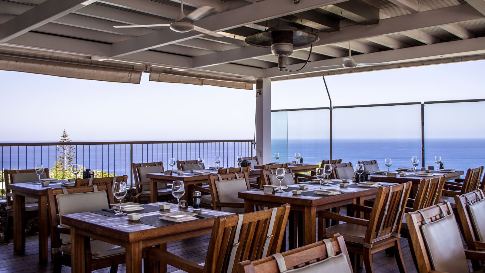 restaurants-umi-japanese--sushi-restaurant