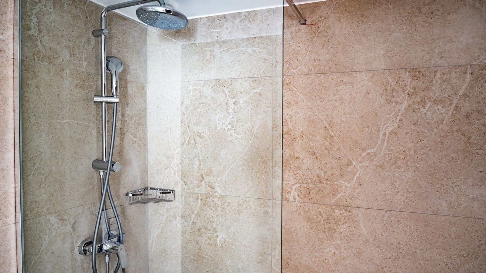 rooms-family-suite-inland-view-balcony