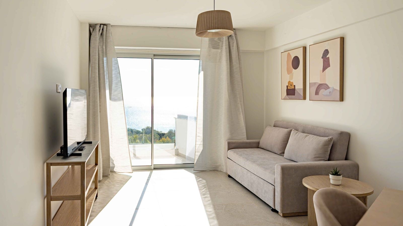 rooms-family-suite-sea-view-balcony