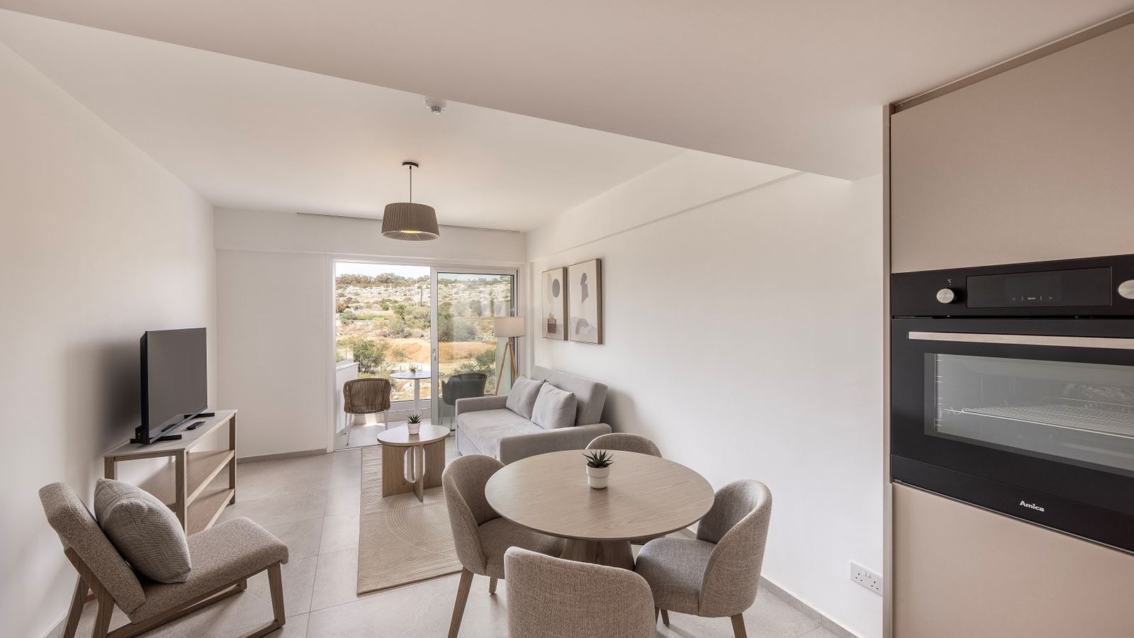 rooms-suite-1-bedroom-land-view