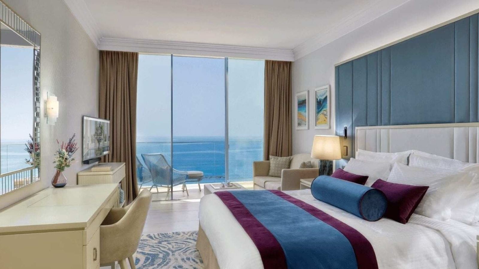 rooms-deluxe-room-seaview