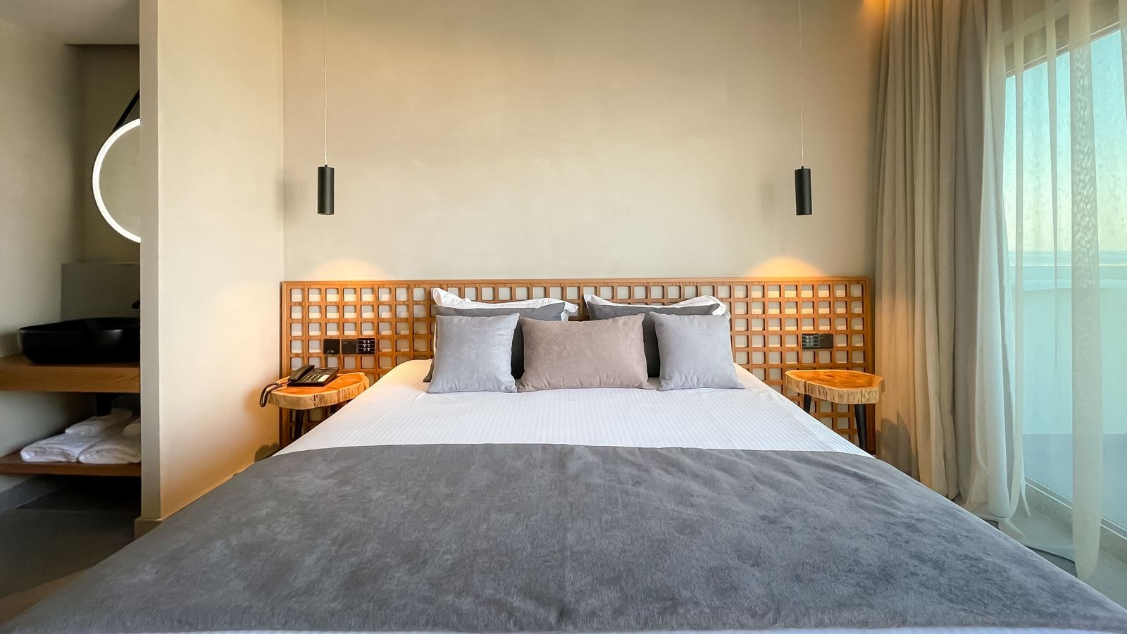 rooms-superior-room--balcony-adults-only