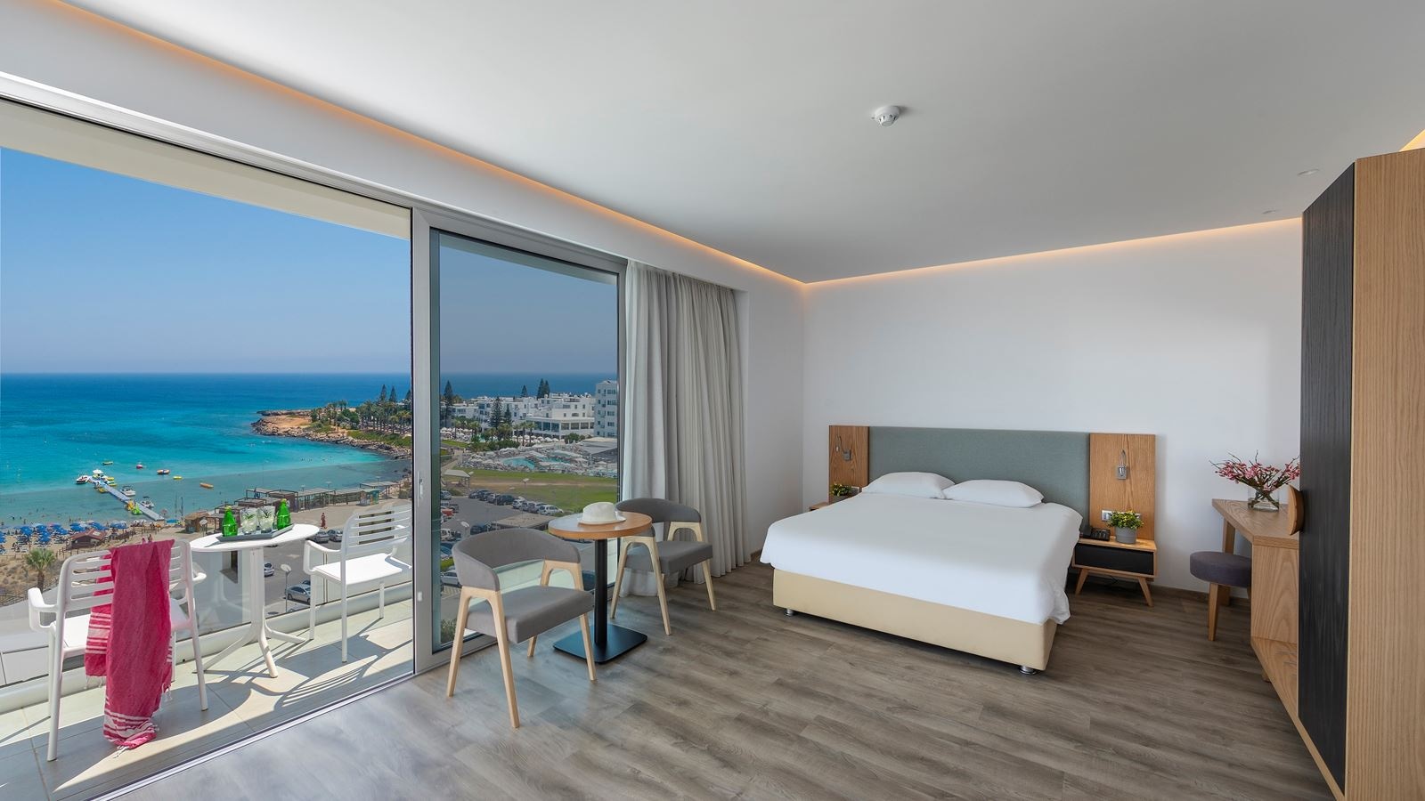 rooms-standard-loft-suite-balcony-or-terrace