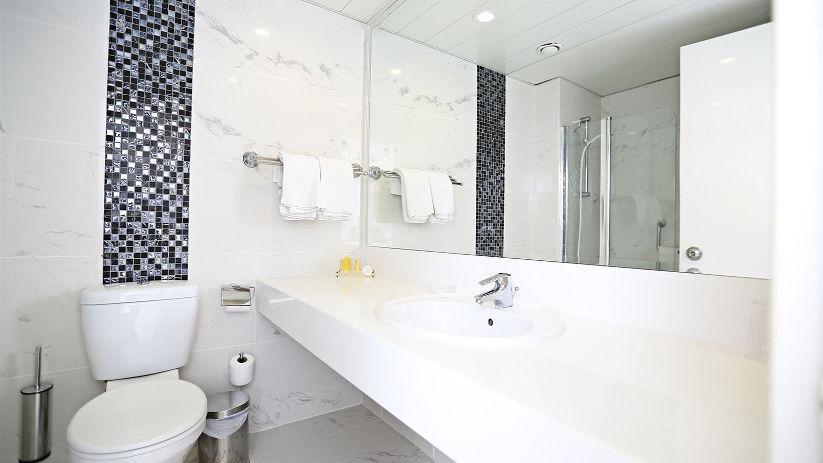 rooms-junior-suite-private-pool-