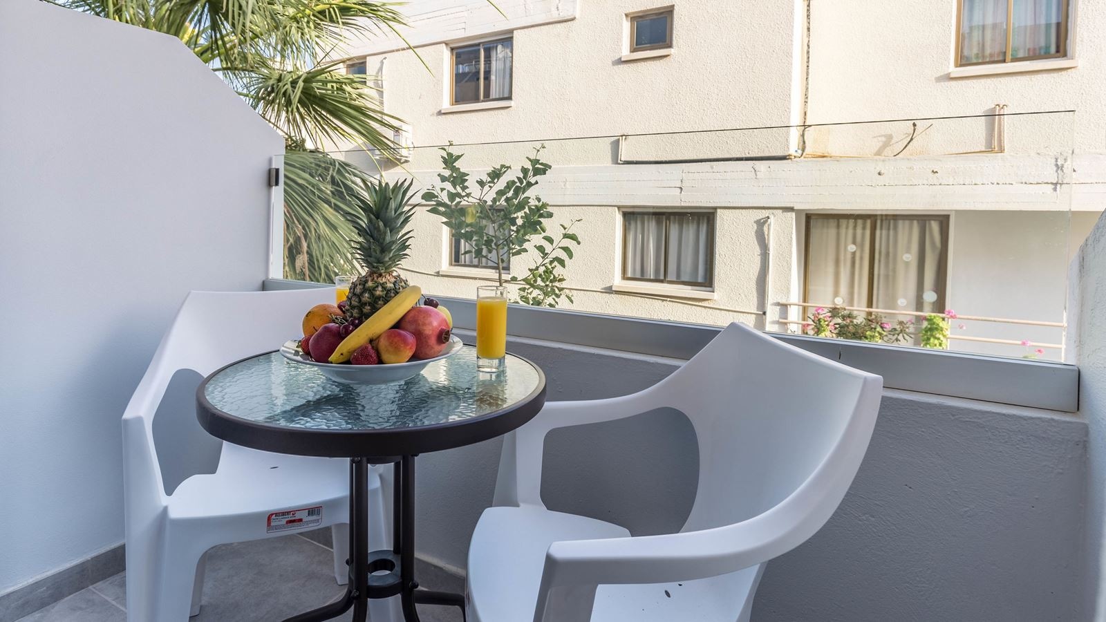 rooms-standard-studio