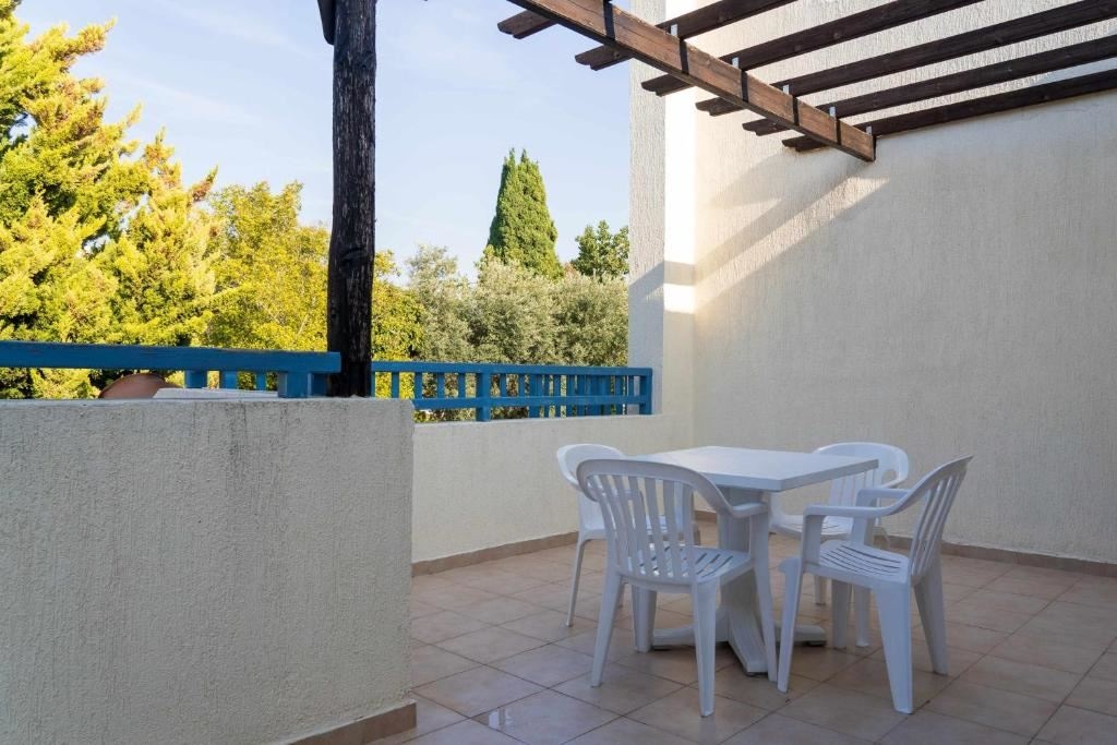 rooms-2-bedroom-standard-apartment