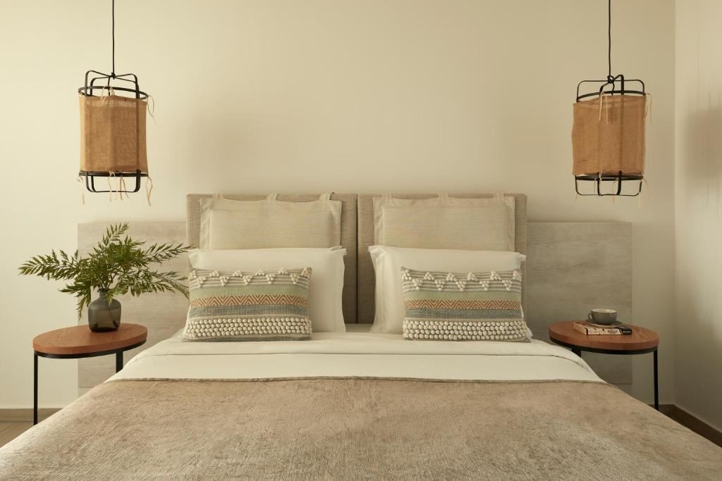 rooms-room-family-residence-sliding-doors